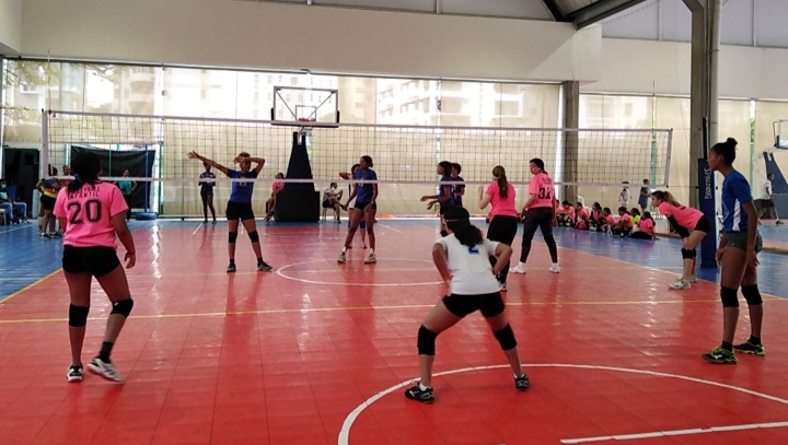 Naco Dominó a INVIVIENDA en Voleibol Sub 23