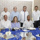 Directiva del Club Naco Agasajó a Inmortales Elegidos