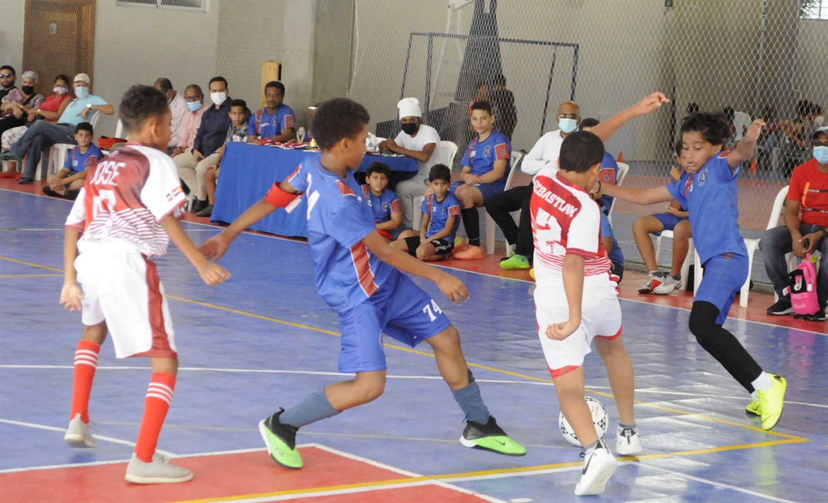 Naco Arrancó Torneo FUTSAL Con Gran Potencia Ofensiva