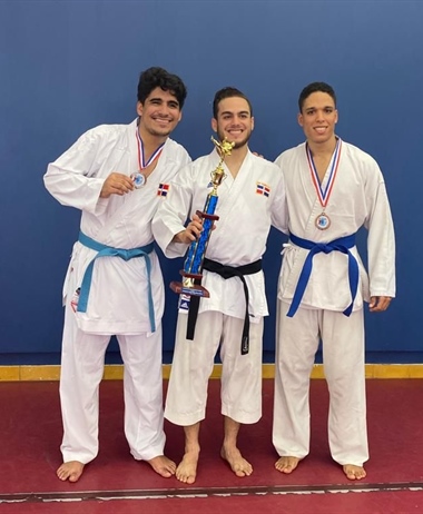 Pedro Baba Consiguió Plata y Bronce en Karate