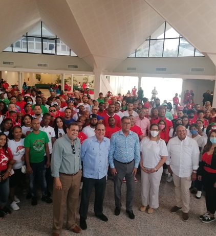 Empleados del Club Naco Disfrutaron su Fiesta Navideña