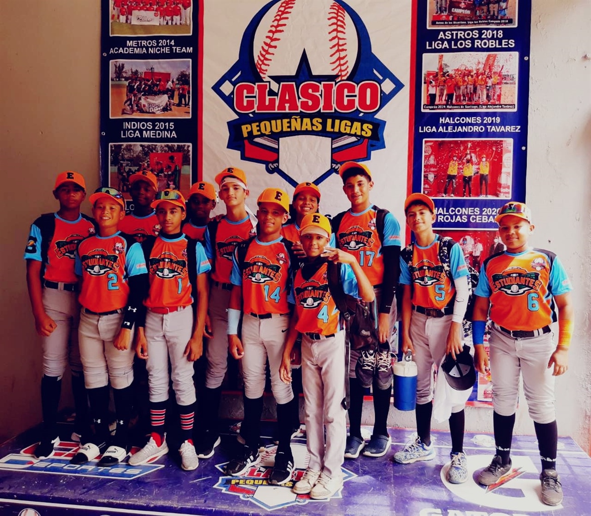 Conjunto Naqueño Sigue Avanzando en Clásico Pequeñas Ligas