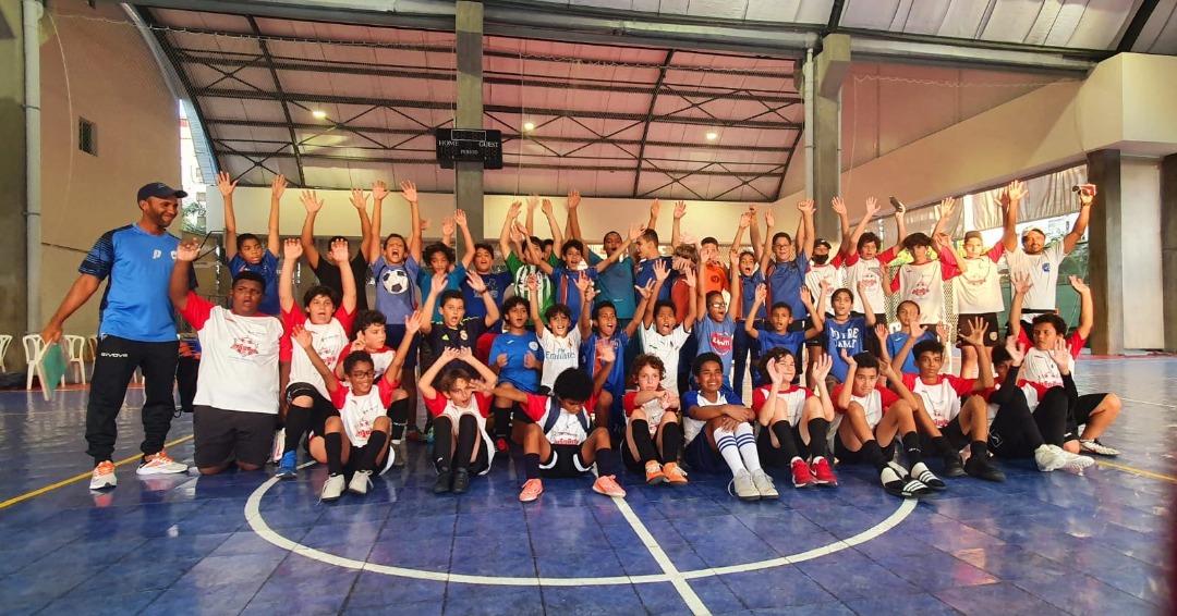 Futbolistas Naqueños Dominaron al Colegio Saint Thomas