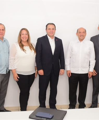 Walter Schall realizó visita corporativa a la Junta Directiva