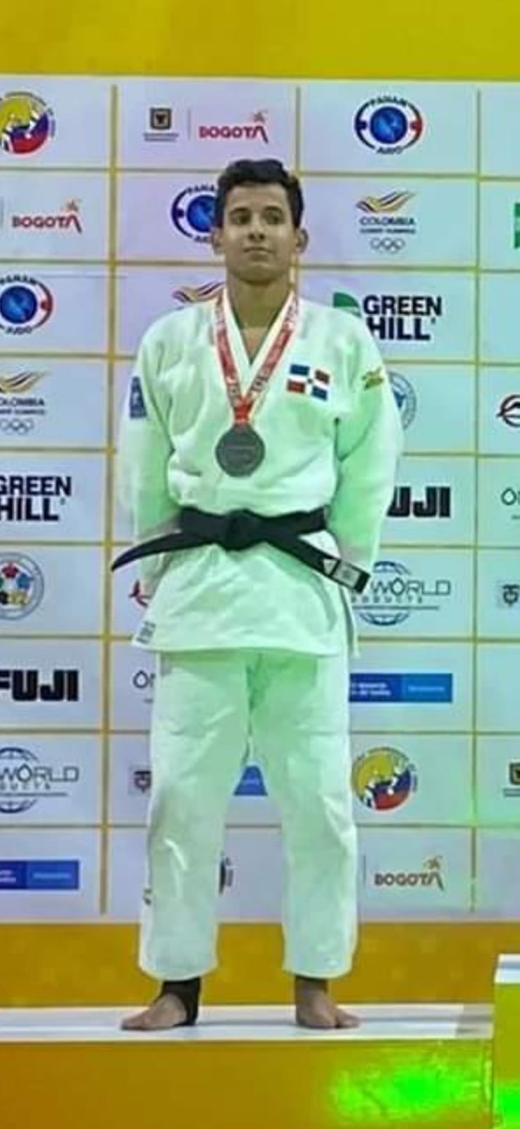 Naqueño Manuel Simó Escala en Ranking Mundial