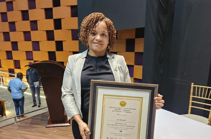 Ana Montilla Exaltada al Salón de La Fama de las Artes Marciales