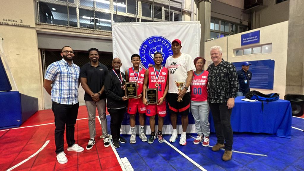 Concluyó con Éxito torneo de Baloncesto Navideño