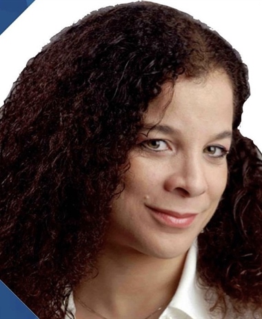 EVELYN JULIA ADAMS PÉREZ