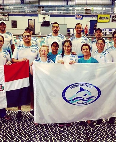 Nadadores del Club Naco cierran en grande Panamericano Masters