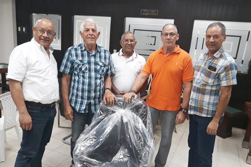 Directiva Mejoró Condiciones en Salones de Dominó