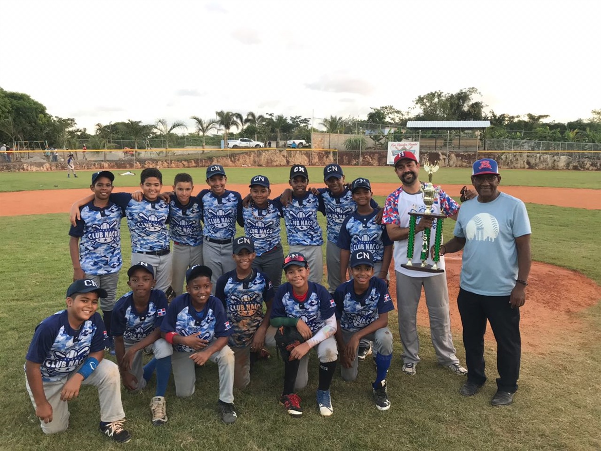 Liga Naco de Béisbol Ganó en Dos Categorías