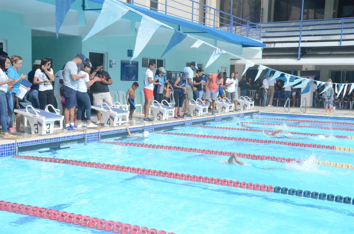Directiva Delfines Convocó a la Primera Competencia - Control