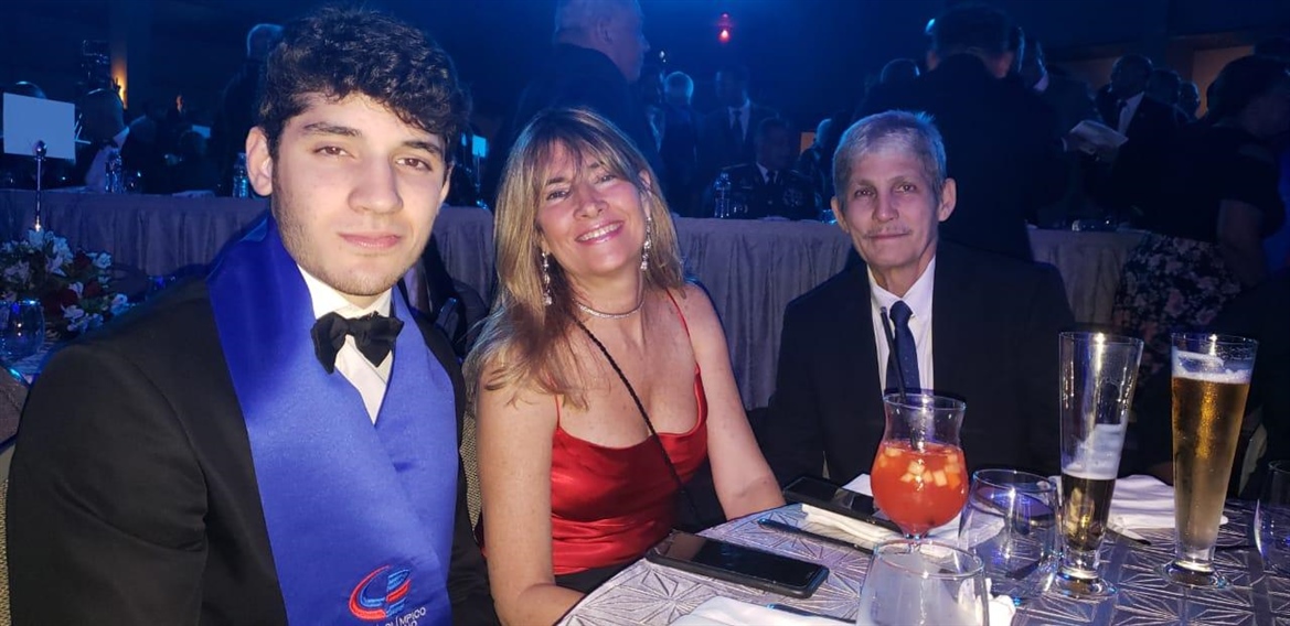 Reconocido el Naqueño Tornal Sheidig por su Medalla en las Olimpíadas de la Juventud