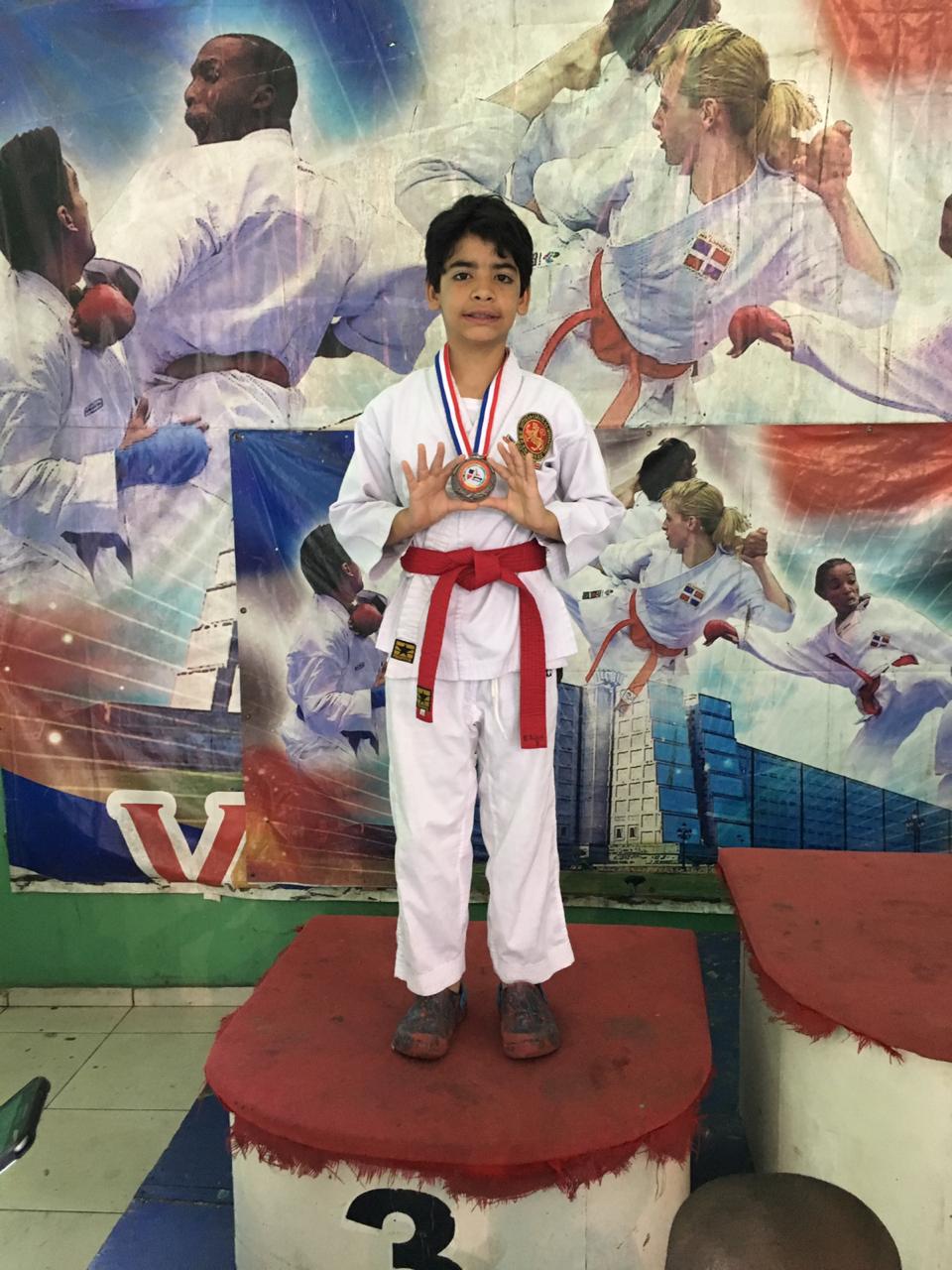 Karateca Naqueño Ercih del Orbe Consiguió Bronce en Kata