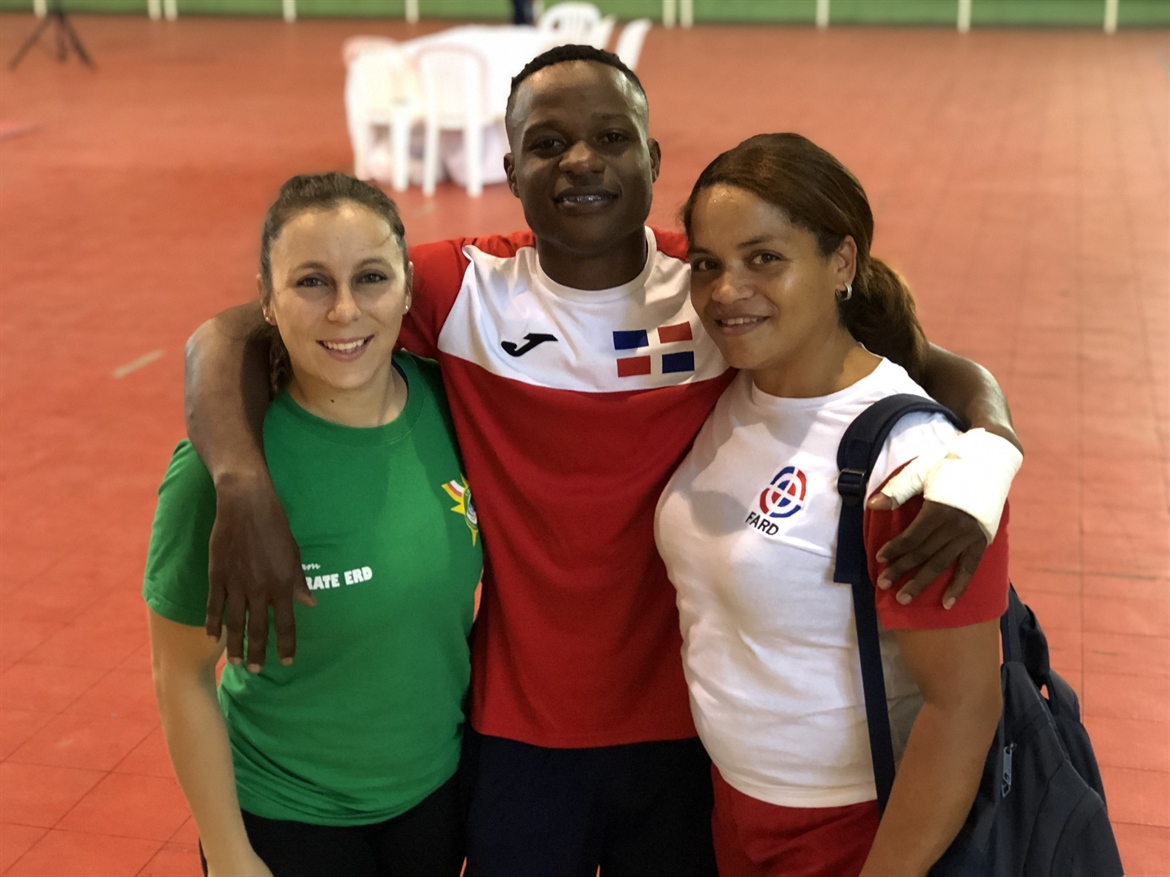 Gran Actuación de Karatecas Master del Naco en Juegos Militares