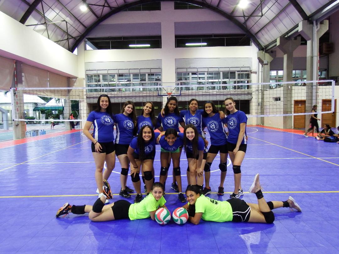 Naqueñas se Impusieron al Colegio Cardenal Sancha en Voleibol Amistoso