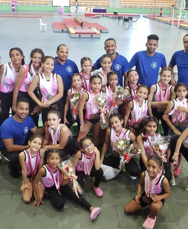 Gran Actuación de la Gimnasia Naqueña tras Conseguir 121 Medallas