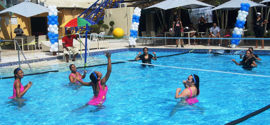 Realizarán II Torneo de Voleibol de Piscina