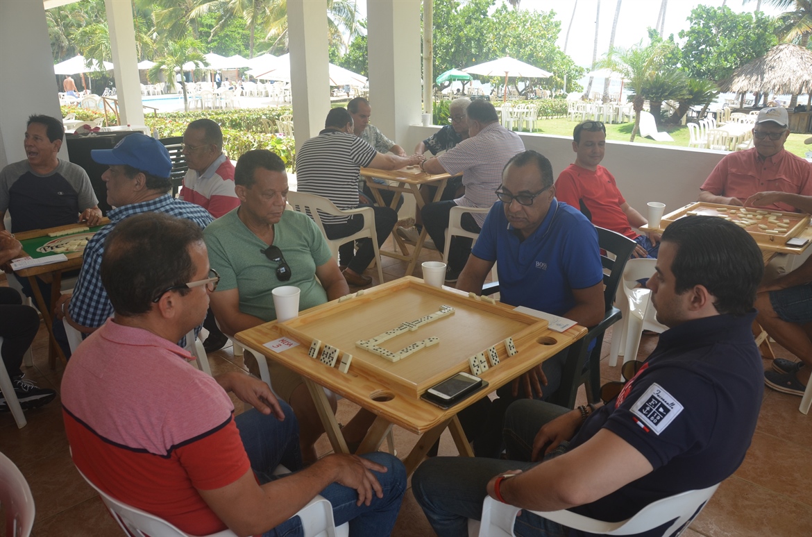 Arrancó Torneo de Dominó en Cabamar con 28 Jugadores