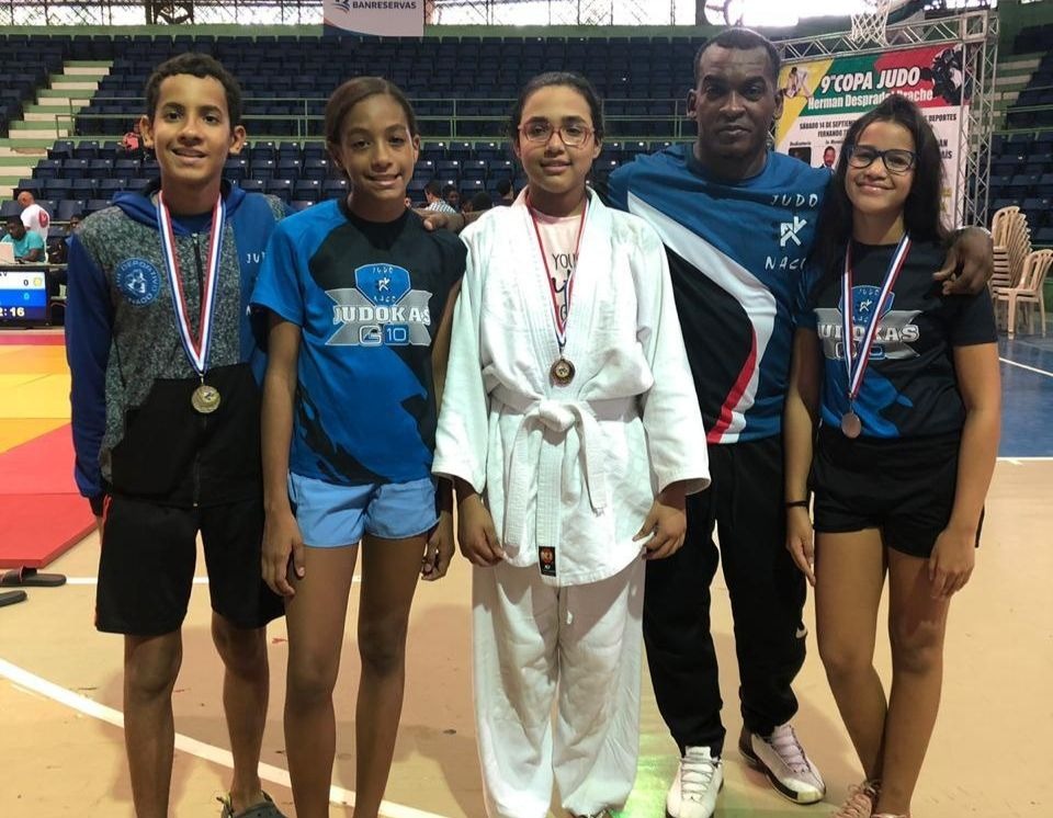 Naqueños Aportoraron 1 Oro y 2 Bronces a Delegación del DN