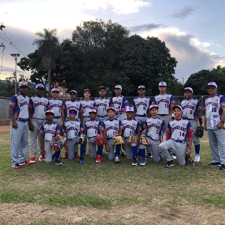 Naqueños Martínez y Bruno Ayudaron a Clasificar RD al Pre-Mundial de Béisbol