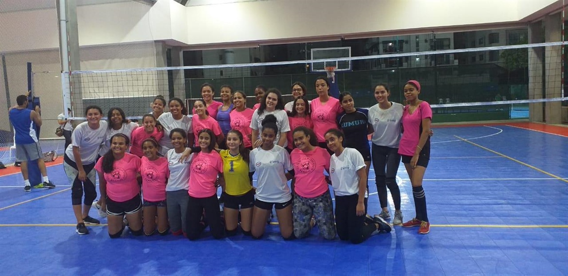 Voleibol Juvenil Naqueño Sigue Dominando en Intercambios