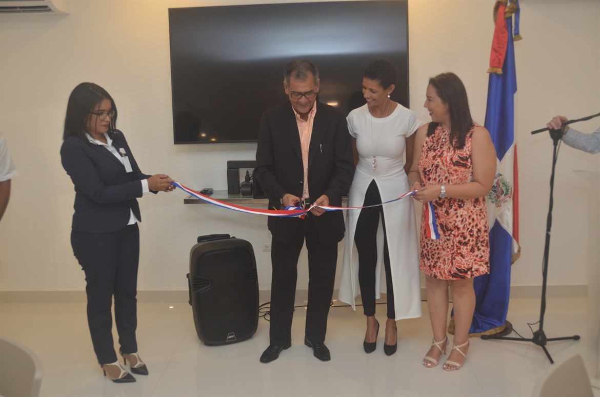 Se Inauguró el Nuevo y Moderno Salón Don Payo